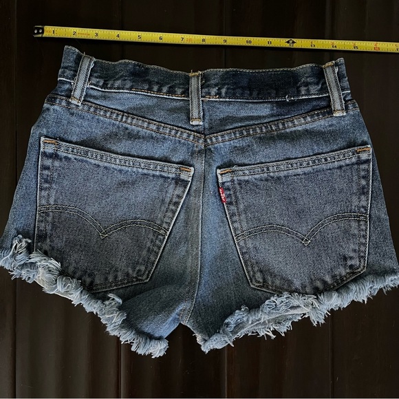 Levi’s Custom Short Denim Blue Frayed Shorts Size 26 - Picture 6 of 6